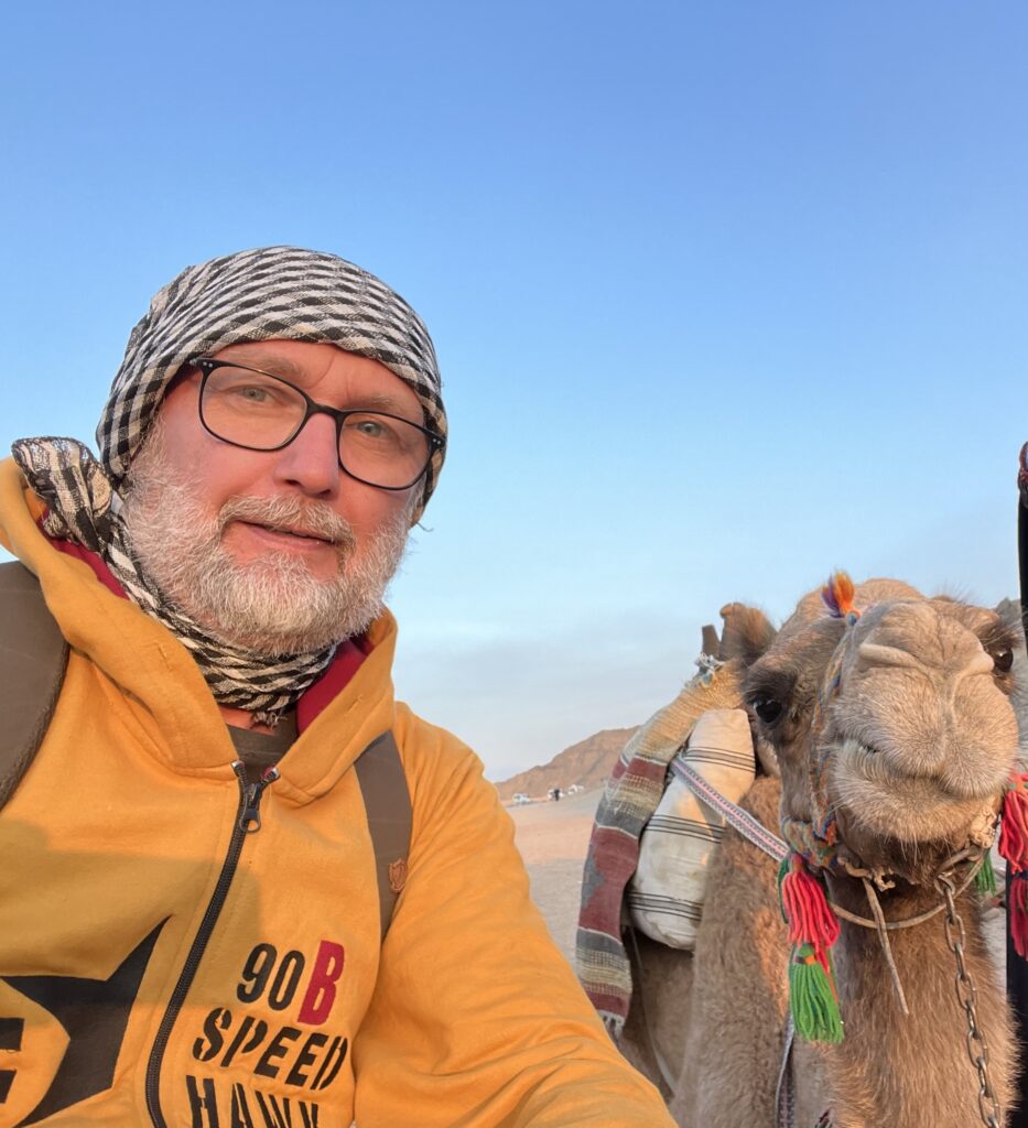 Max Fichtner, 2023 in der Arabischen Wüste in Ägypten 